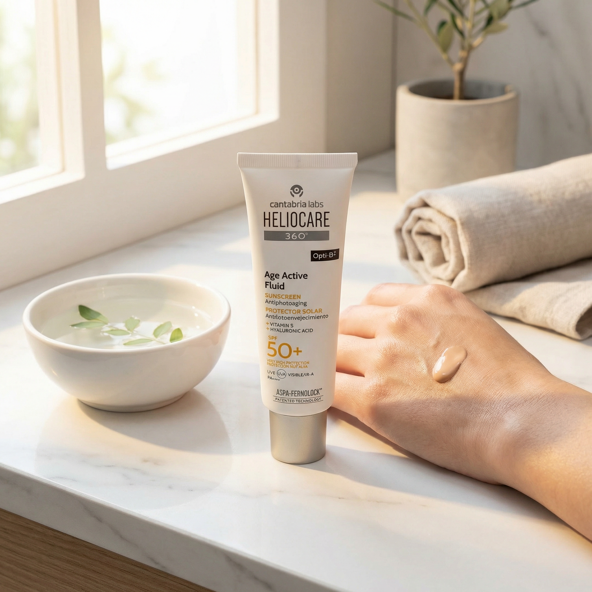 Heliocare 360 Age active Fluid Sunscreen protector solar SPF 50 PA++++ 50ml