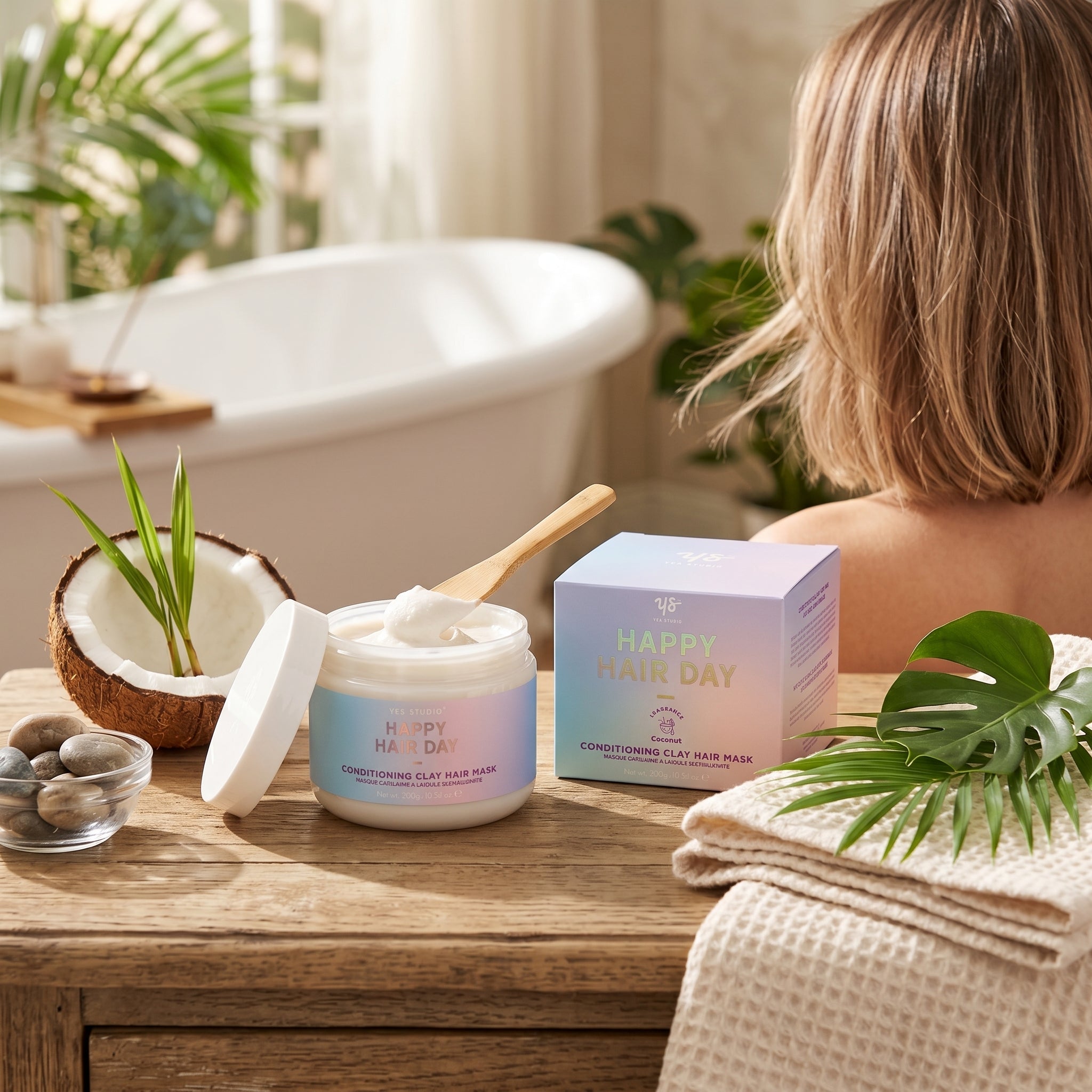 Yes Studio Happy Hair Day Conditioning Clay Hair Mask Coconut 300g